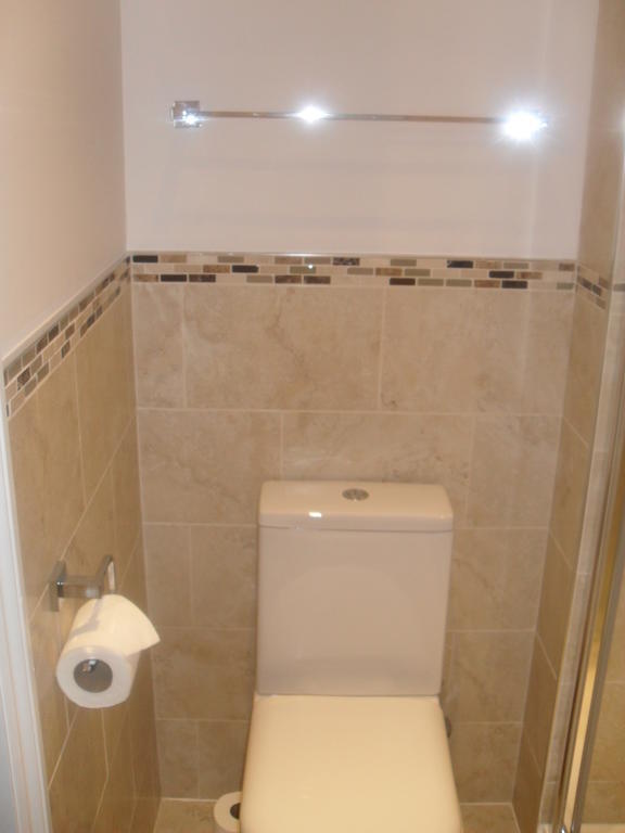 באת' Albany Guest House חדר תמונה