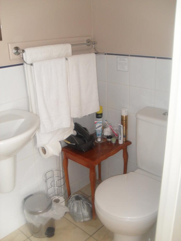 באת' Albany Guest House חדר תמונה